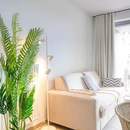 Charming By The Sea In Apartamento